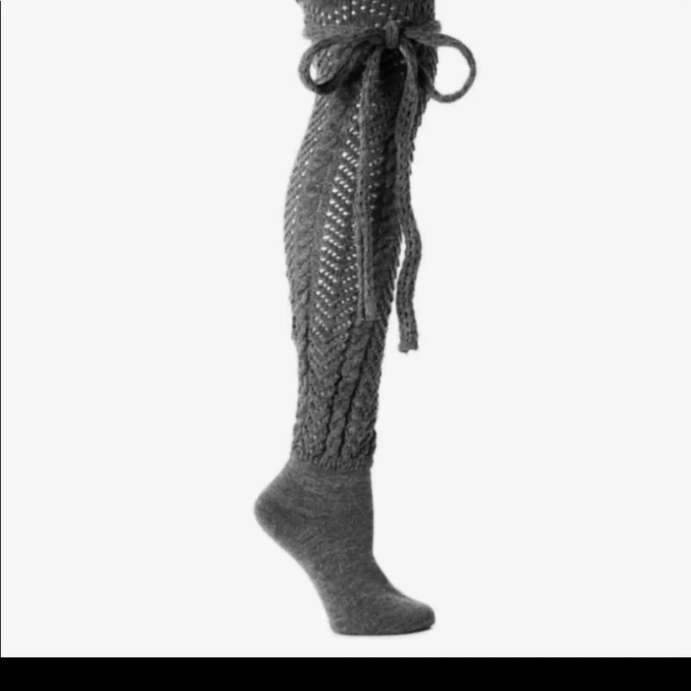 MeMoi over the knee socks NWT leg warmers gray